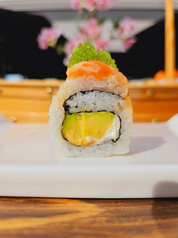 Creamy Salmon sushi roll at RAYU