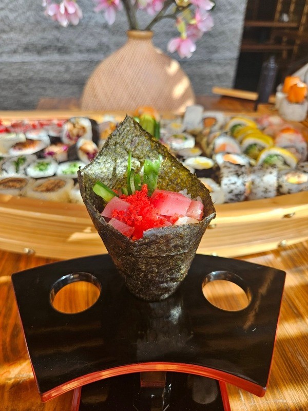 Tuna Temaki at RAYU